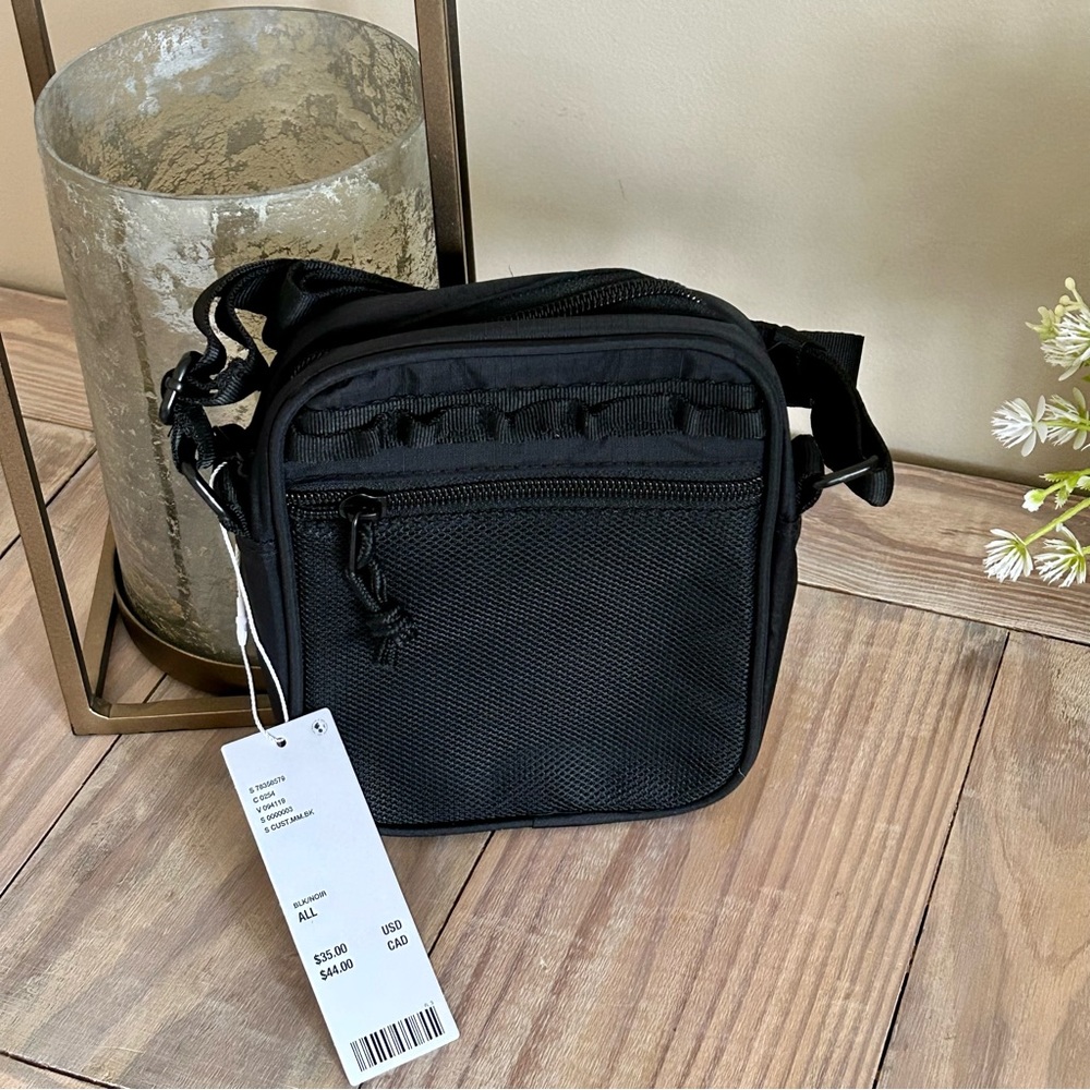 Urban Outfitters Ripstop Utility Sling Bag 🆕